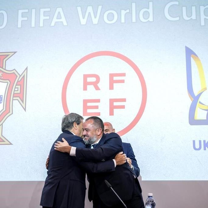 Ukraine links World Cup host bid to beating horrors of war
